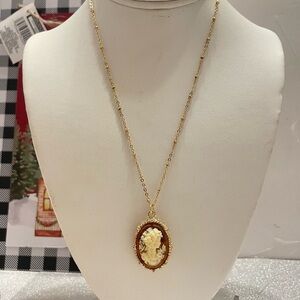 COPY - PEARL HEART HANDMADE FAMILY NECKLACE